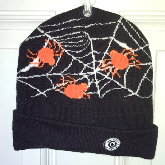 Spider Web Halloween Hat - Picture 3 of 3